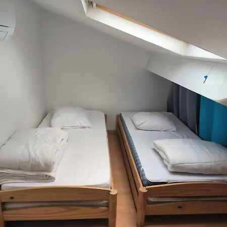 St Cyprien Maison Avec Terrasse Et 2 Velos Holiday home